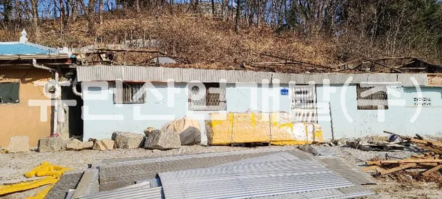 남산지구 사회적 임대주택 조성사업 석면해체 제거공사 현장 사진 1
