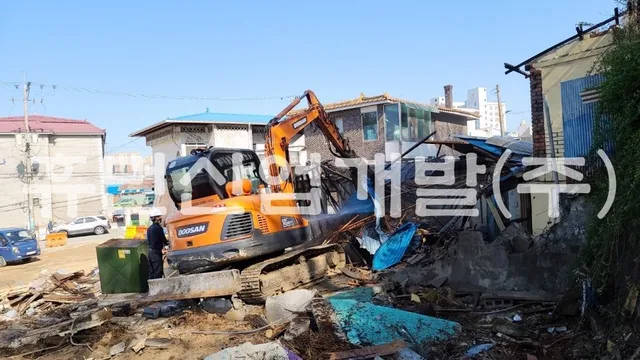 남산지구 사회적임대주택 조성사업 가옥철거공사 현장 사진 1