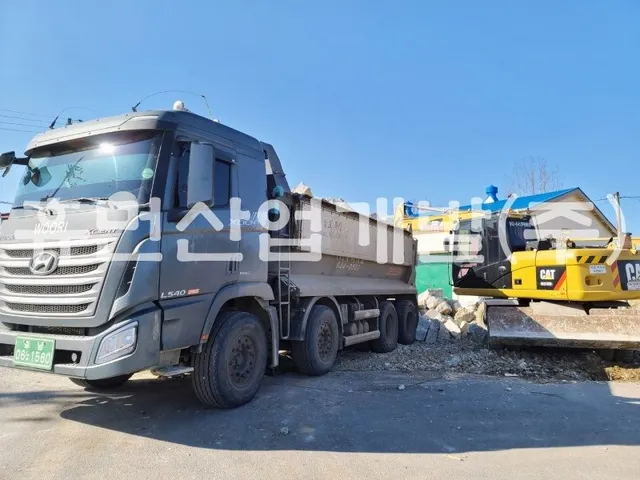용정리 736-1번지 농협창고 철거공사 현장 사진 1