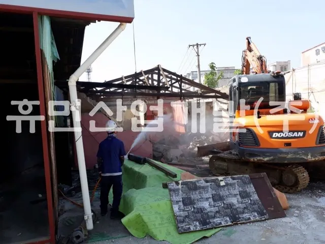 봉명지구 꿈꾸는 레일웨이 ZONE 조성사업 가옥철거공사 현장 사진 2